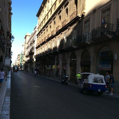 Appartamento Piazza Pretoria Palermo Bagian luar foto